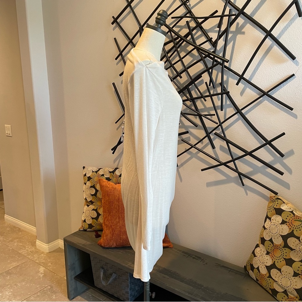 Off-White, Long-Sleeve Tunic - Picture 5 of 10